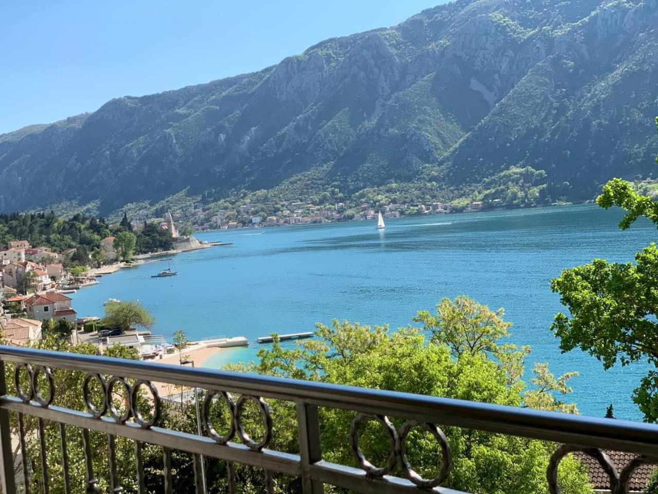 Absolute Apartman Kotor Exteriör bild
